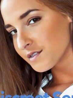 Alexa Tomas & Amirah Adara